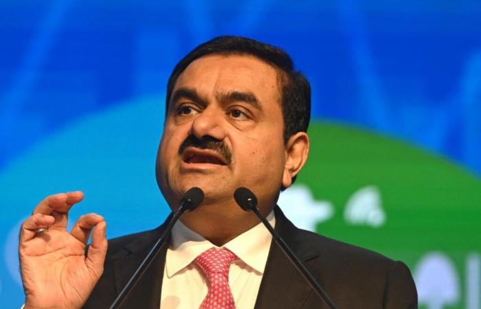 Dem indischen Milliardär Adani, der Narendra Modi nahesteht, wird vorgeworfen, von der US-Justiz Bestechungsgelder in Höhe von Hunderten Millionen Dollar gezahlt zu haben