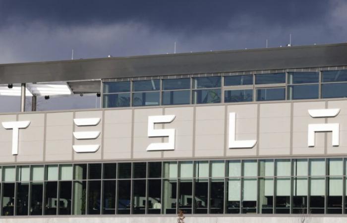 Tesla forderte eine Änderung seines Notbremssystems