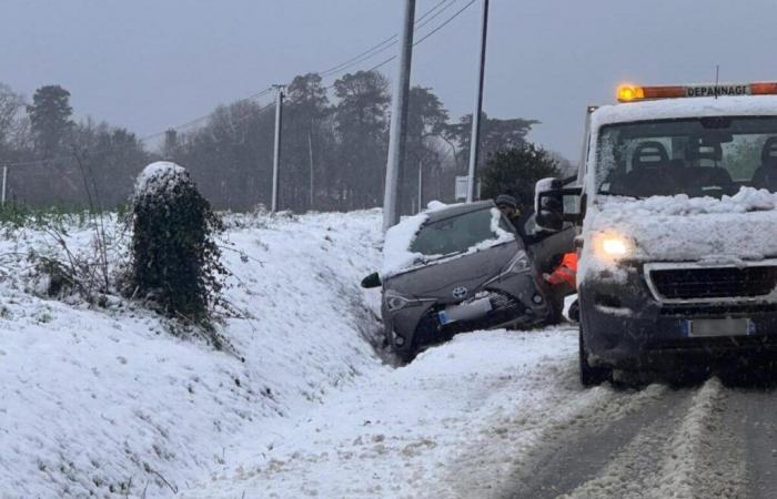 Sturm Caetano. Update zum Verkehr nach Schneefall im Südkanal