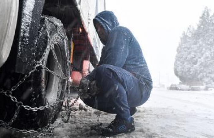 „Die Bedingungen verbessern sich, der Schneefall nimmt ab“, so der stellvertretende Generaldirektor der Abteilung, zuständig für Planung und Mobilität.