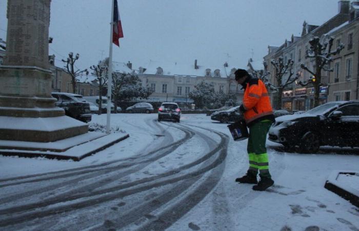 blockierte LKWs, Unfälle und schwieriger Verkehr auf den Straßen