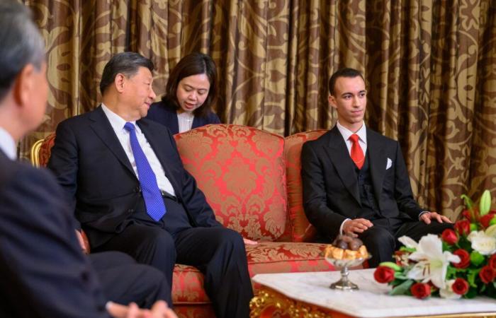 Kronprinz Moulay El Hassan empfängt den chinesischen Präsidenten Xi Jinping in Casablanca