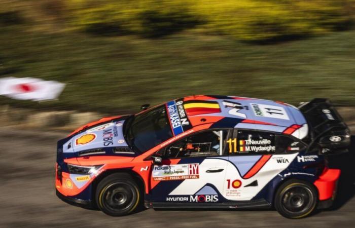 Thierry Neuville wurde bei der Japan-Rallye sofort von Mechanikern aufgehalten: „Mir sind die Hände gebunden“