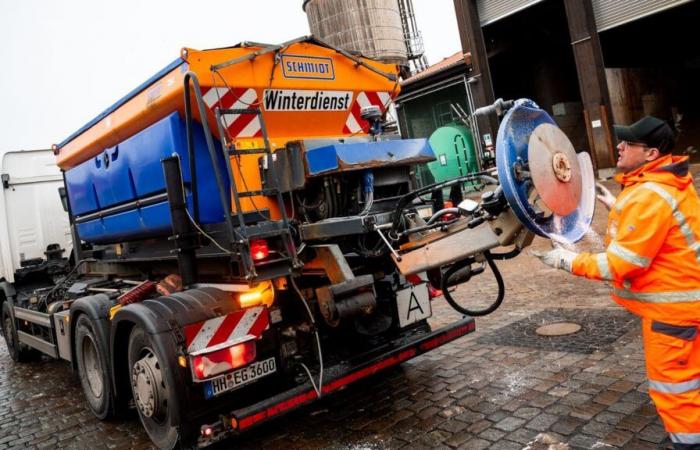 Minus-Temperaturen: Winterdienst in Hamburg mit Großaufgebot im Einsatz