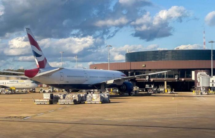 London: Nach der Explosion eines „verdächtigen Pakets“ heute Morgen wurde der Flughafen Gatwick teilweise evakuiert