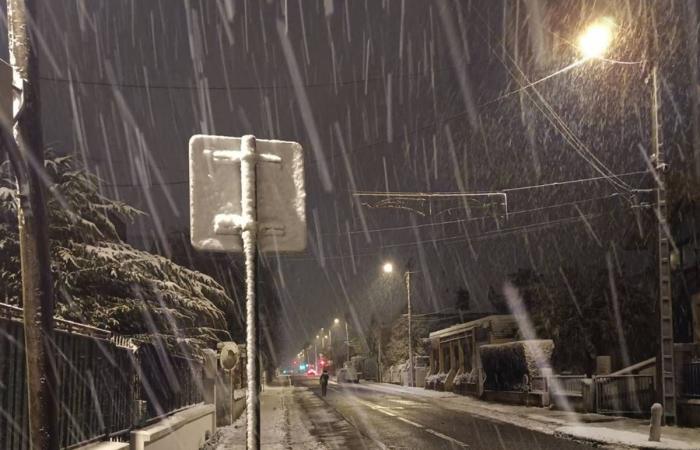 LIVE – Caetano-Senke: Heute Morgen werden in Yvelines, Eure-et-Loir 2 bis 3 cm Schnee erwartet, immer noch in Alarmstufe Orange