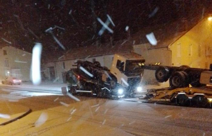 erster Schnee in Haute-Marne, erste Probleme auf der RD 520