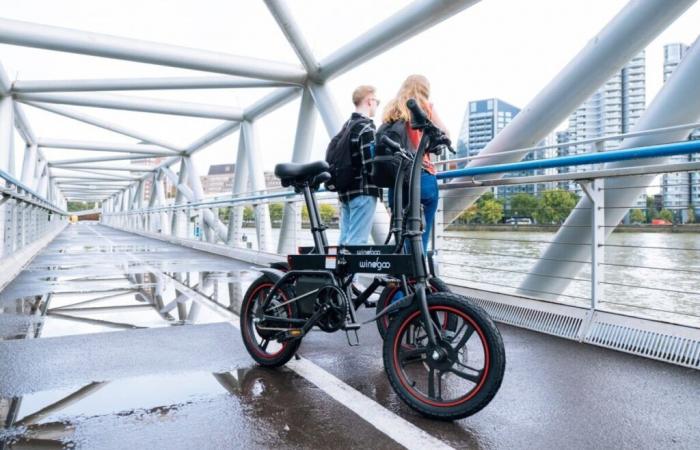 Dieses in Frankreich verkaufte faltbare Elektrofahrrad von Windgoo birgt Brandgefahr