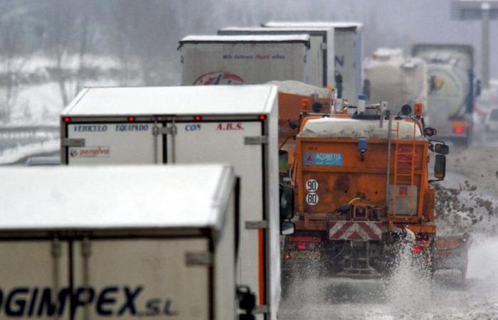 Fünf Schwerverletzte auf der A6b, Passagiere festsitzen … Sturm Caetano stört den Autobahnverkehr