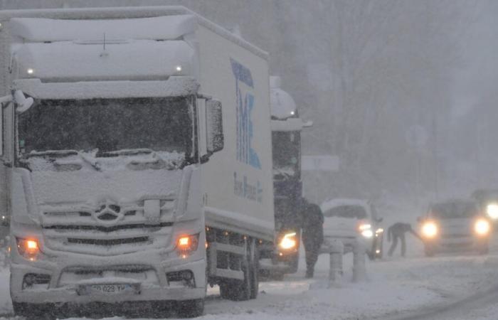 Sturm Caetano in Frankreich: Ein Motorradfahrer nach einem Unfall zwischen Leben und Tod