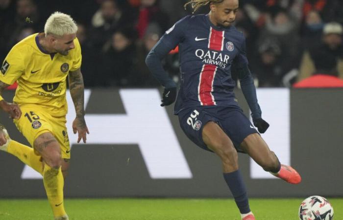 PSG besiegt Toulouse mit 3:0 und der Doppelpack von Akliouche beschert Monaco den Heimsieg gegen Brest