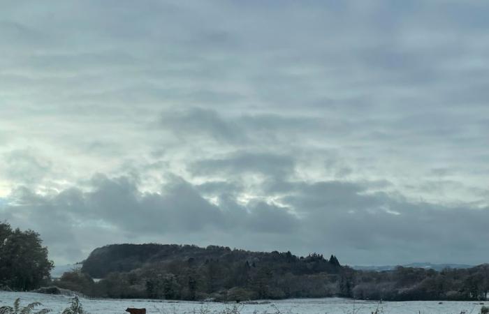 Sturm Caetano. Erster Schnee in Creuse, 9.000 Häuser im Limousin immer noch ohne Strom und Boden durch Eis gefährlich