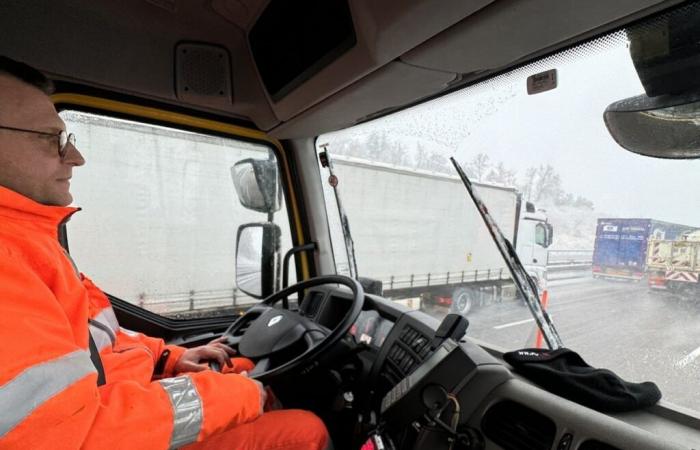 APRR bereit für den Schnee, an Bord mit Philippe, am Steuer eines Salzstreuers