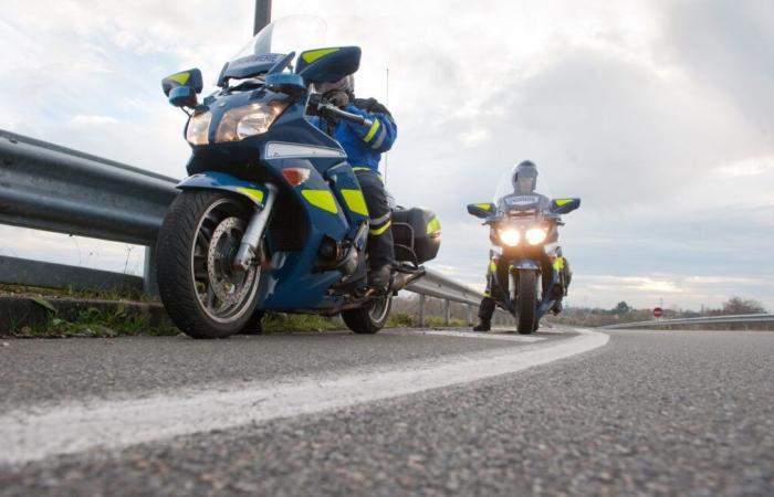 Ein Autofahrer raste mit einer Geschwindigkeit von mehr als 80 km/h über dem zulässigen Grenzwert