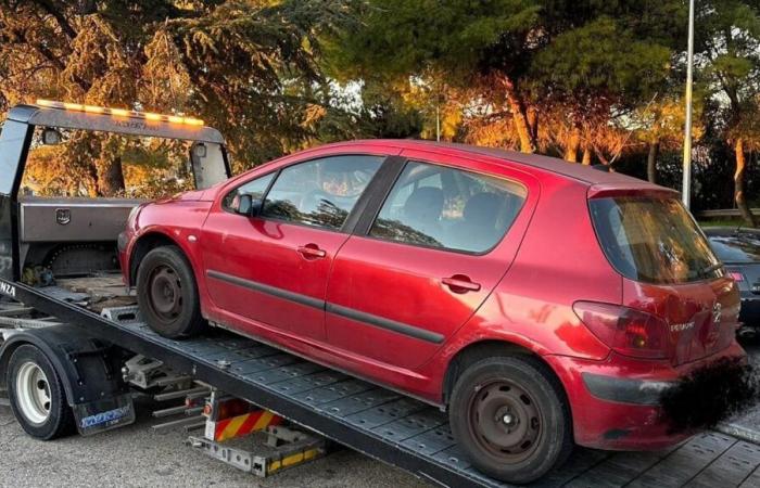 Ein alkoholisierter Autofahrer hat in Nîmes 1,36 g/l Blut gemessen