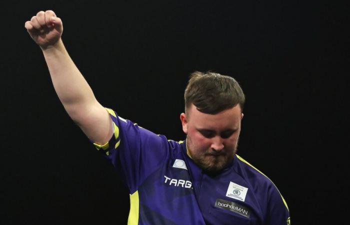 Luke Littler besiegt Rob Cross bei seinem atemberaubenden Debüt im Players Championship Finals mit sechs Punkten | Darts-Nachrichten