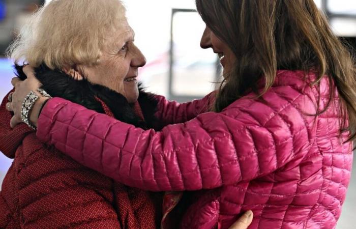 [EN IMAGES] Sie verlässt Frankreich, um bei ihrem Lieblingsschriftsteller in Quebec zu leben