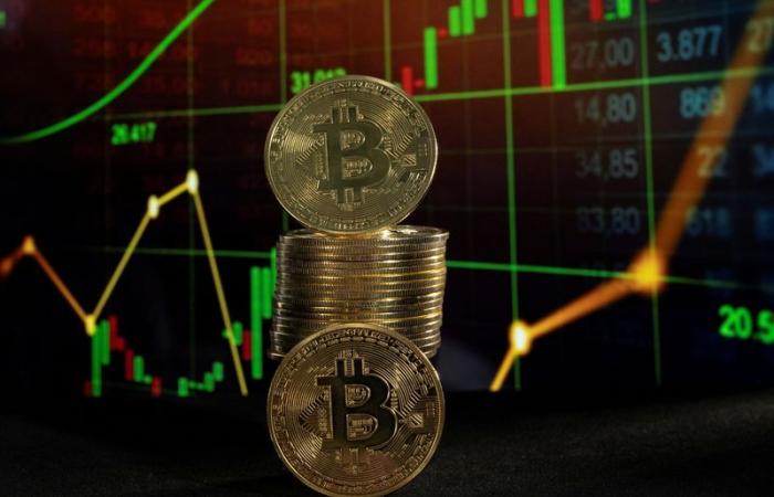 Der Euro/Dollar nähert sich der Parität, Bitcoin strebt 100.000 US-Dollar an.