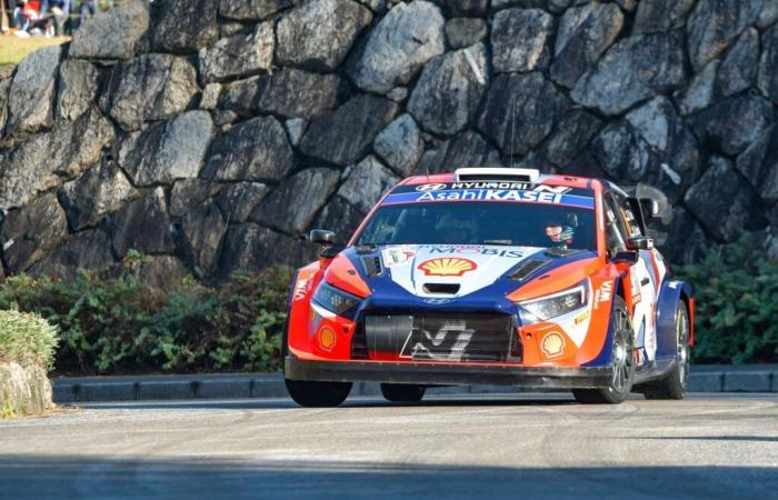 Tänak führt die Rallye Japan an, Neuville aus den Top 10!