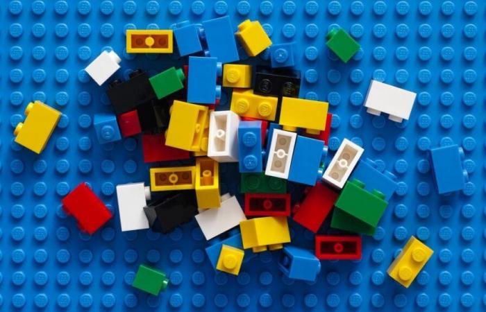 Welches Lego ist am schmerzhaftesten beim Laufen? Ein YouTuber ermittelt