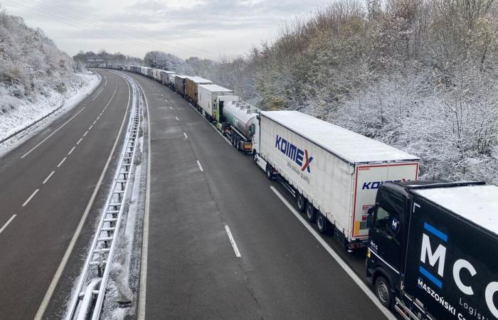 Mehr als 2.000 blockierte Lastwagen auf der A36, Schultransport, Einschränkungen, verfolgen die Entwicklung der Situation in der Franche-Comté