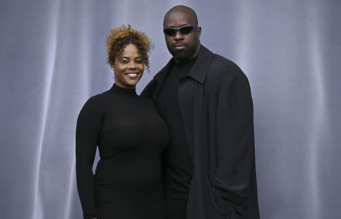 Teddy Riner und seine Partnerin Luthna werden die französische Version der Reality-Show moderieren, eine Entscheidung, die von Internetnutzern kritisiert wird