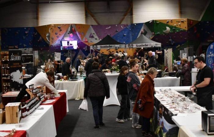 Kuchen- und Lebkuchenwettbewerb am letzten Tag der Gastronomiemesse in Bains-sur-Oust