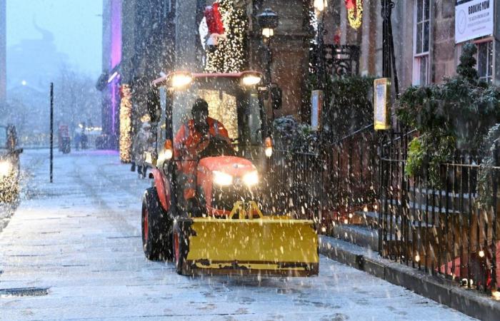 Sturm Bert richtet in ganz Großbritannien und Irland verheerende Schäden an