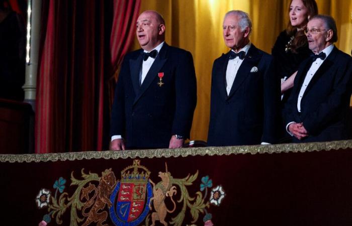 Karl III. verwies auf Elton John bei der Royal Variety Performance