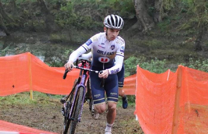 Maxime Girardin (Orléans Loiret Cyclisme) gewinnt die dritte Runde des französischen Cyclocross-Pokals