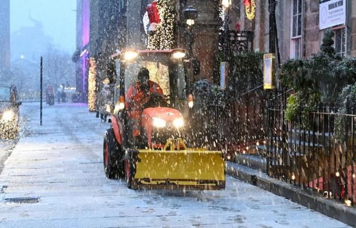 Sturm Bert richtet in ganz Großbritannien und Irland verheerende Schäden an