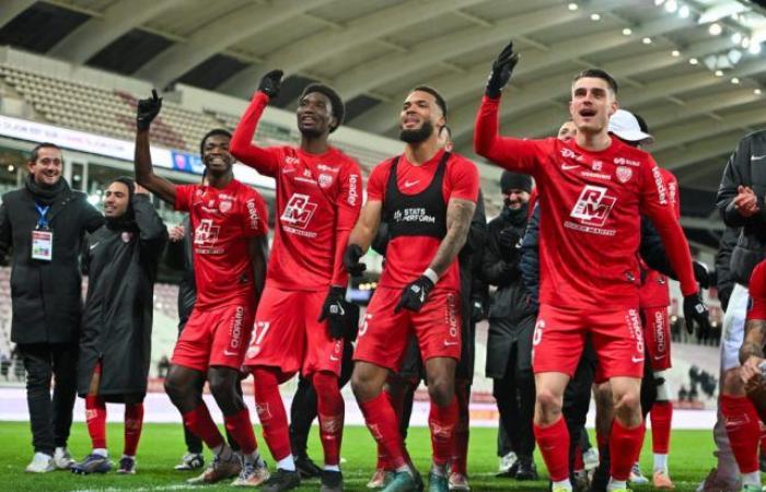 DFCO – Versailles (2:0): Die Reds auf dem Podium!