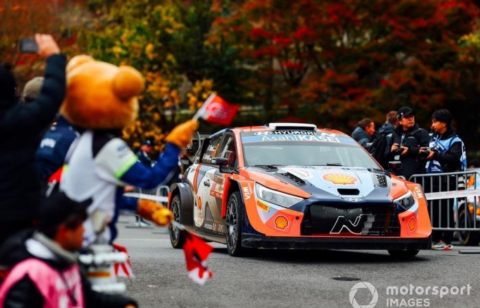 Hyundai entschuldigt sich bei Neuville, nachdem er bei der WRC-Rallye Japan einen Titelverlust erlitten hat