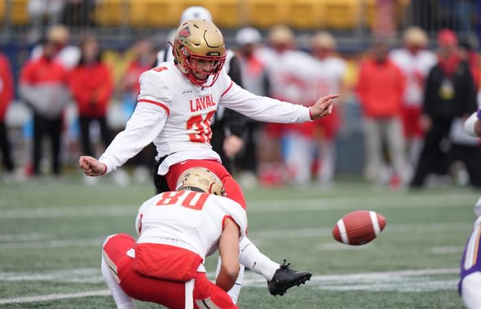 Golden Hawks 17 – Rouge et Or 22 | Kein Touchdown, aber die Trophäe