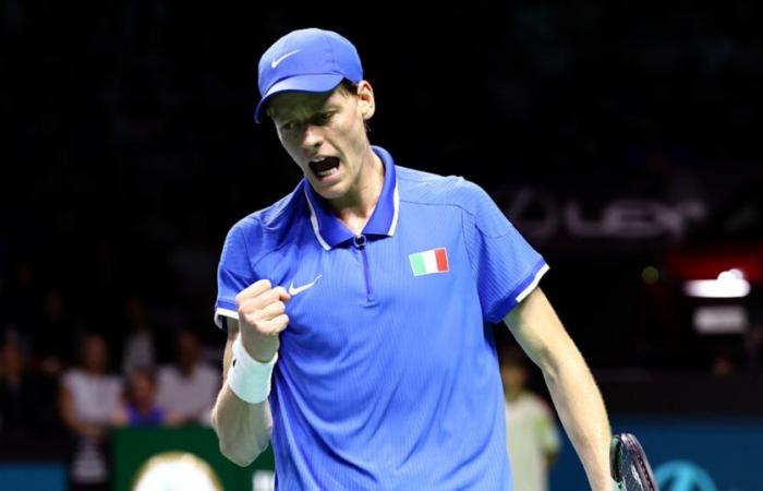 Jannik Sinner bleibt unermüdlich dabei, Titelverteidiger Italien wieder ins Davis-Cup-Finale zu führen