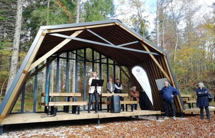 Champagnole & Region. Einweihung der Halte in Foncine-le-Haut: ein neuer geselliger Raum im Herzen des Jura-Gebirges | Jura: alle lokalen Informationen