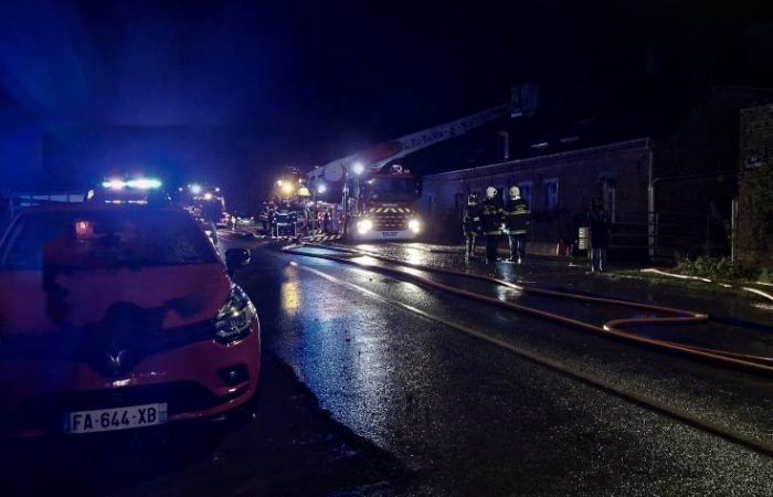 Feuer auf der Duban-Farm, eine Familie wurde evakuiert