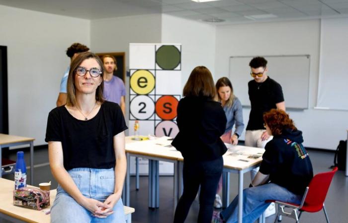 „Wir müssen genial sein und Dinge erfinden“, hat die E2SV, „Die Schule der Francos“, ihre Türen geöffnet