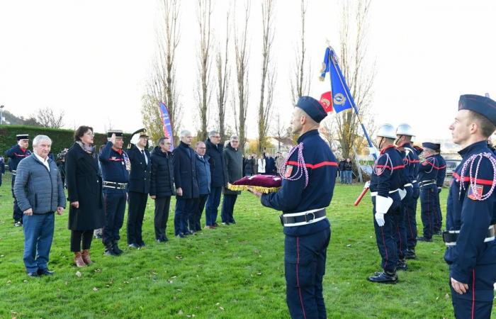 Der Innenminister beendete seinen Besuch in der von der Überschwemmung am 17. Oktober verwüsteten Stadt Haute-Loire