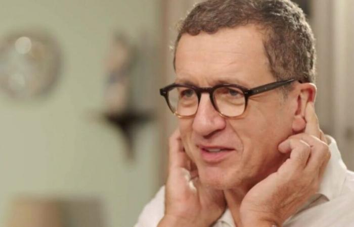 Dany Boon profitiert von seinem Komplex, der mit seinen Ohren in A Sunday in the Country verbunden ist