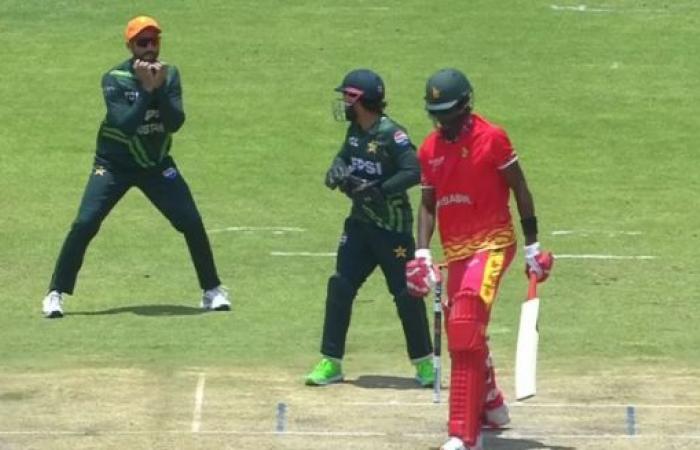 Spinner führen Amoklauf an, als Pakistan Simbabwe für 205 ausschaltet