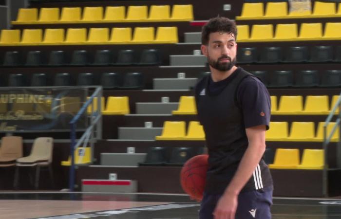 Joshiko Saibou, ein deutscher Nationalspieler, schließt sich vor dem Derby gegen Limoges den Reihen der Basketballspieler von Stade Rochelais an