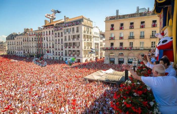 IN VIELEN BÜNDEN – Festivals in Bayonne, Verkehrsknotenpunkt Pau-Idron, Arbeitsplätze in Gers, Bäcker in Pissos, Pau FC, baskische Köche, Landes Gazelles, Präfekt von Gers im Élysée