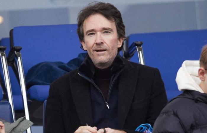 Antoine Arnault und sein ältester Sohn, perfekte Unterstützer, im Charléty-Stadion gegen Xavier Niel