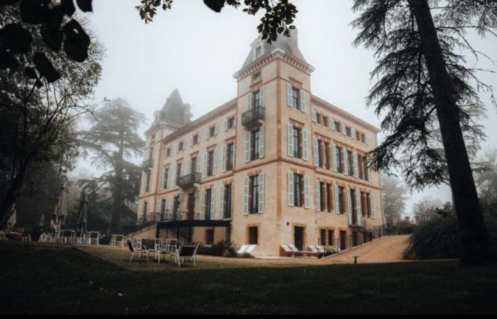 Ungewöhnlich. In diesem prächtigen Schloss in Tarn feiern wir… Thanksgiving!