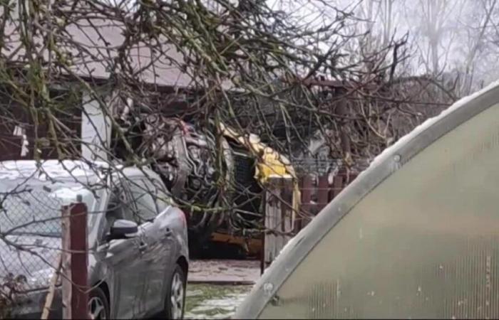 Frachtflugzeug stürzt in Litauen ab, ein Toter