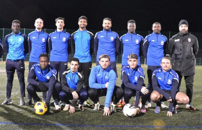 Castres. Castres-Fußball glänzt im Tarn Cup