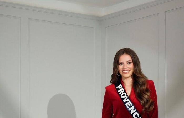 Miss France 2025: Entdecken Sie die offiziellen Porträts der 30 Kandidaten für die Krone