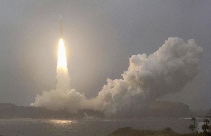 Japan | Großbrand auf einem Testgelände für Raketenstarts