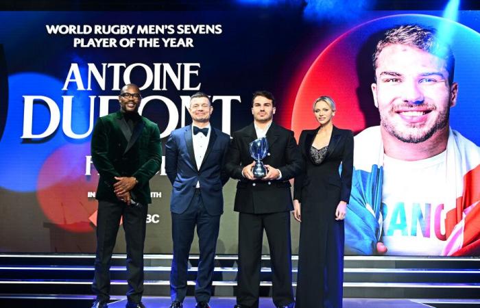 Die kultivierte und glamouröse Charlène von Monaco sorgt bei den World Rugby Awards für Aufsehen